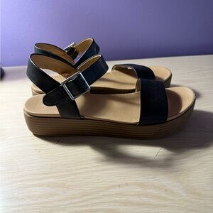 Black Women's Sandals
